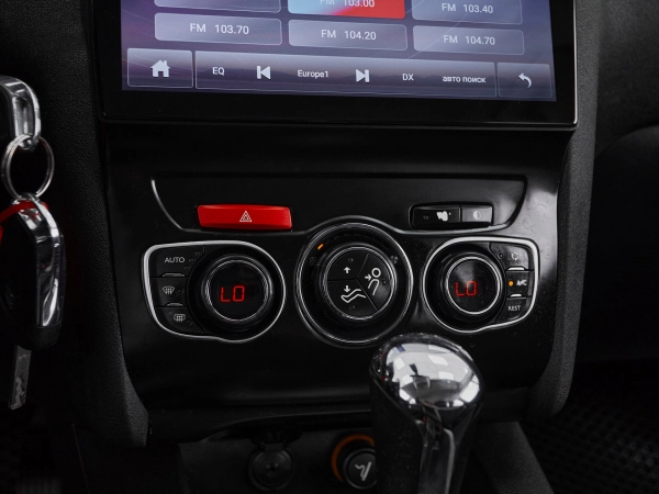 Citroen C4, II фото №14