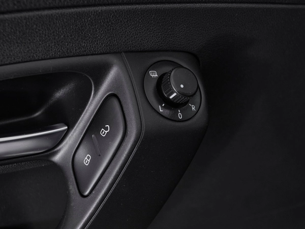Volkswagen Polo, V Рестайлинг фото №15