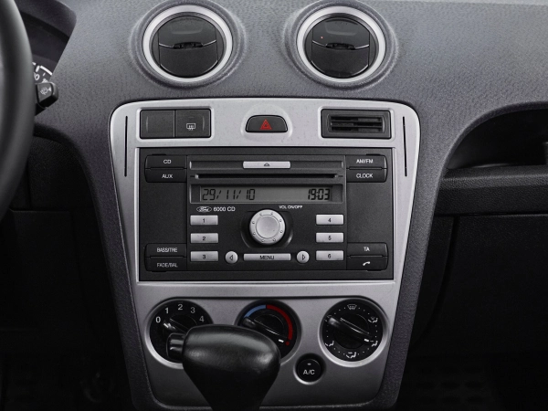 Ford Fusion, I Рестайлинг фото №14