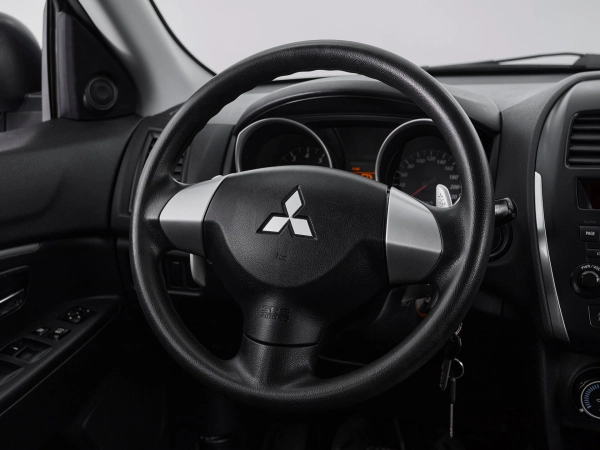 Mitsubishi ASX, I фото №10