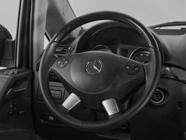 Mercedes-Benz Viano, I (W639) Рестайлинг фото №11