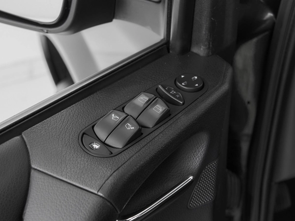 Mercedes-Benz Viano, I (W639) Рестайлинг фото №14