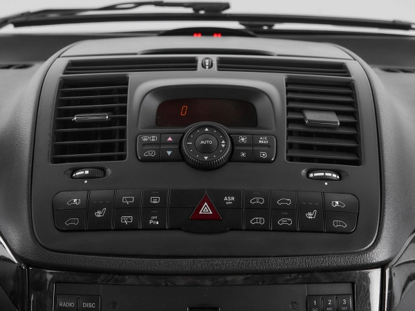 Mercedes-Benz Viano, I (W639) Рестайлинг фото №18