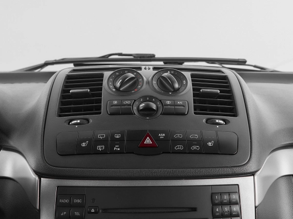 Mercedes-Benz Viano, I (W639) Рестайлинг фото №16