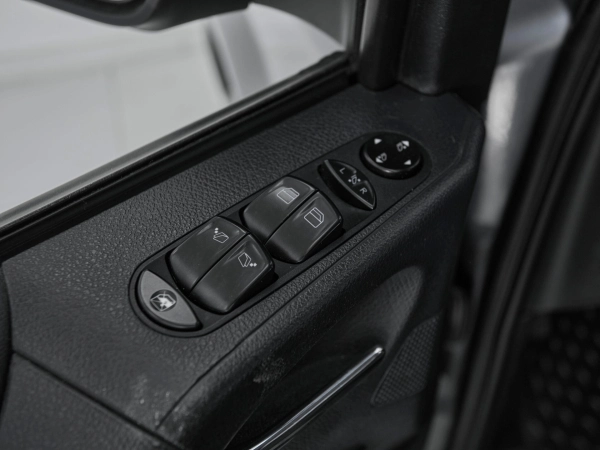 Mercedes-Benz Viano, I (W639) Рестайлинг фото №13
