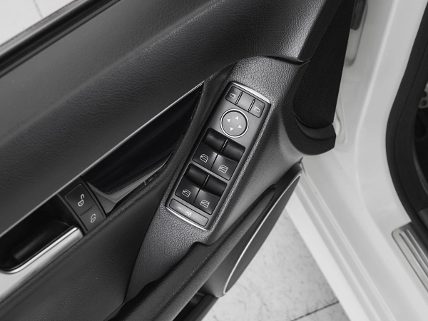 Mercedes-Benz C-Класс, III (W204) Рестайлинг фото №14