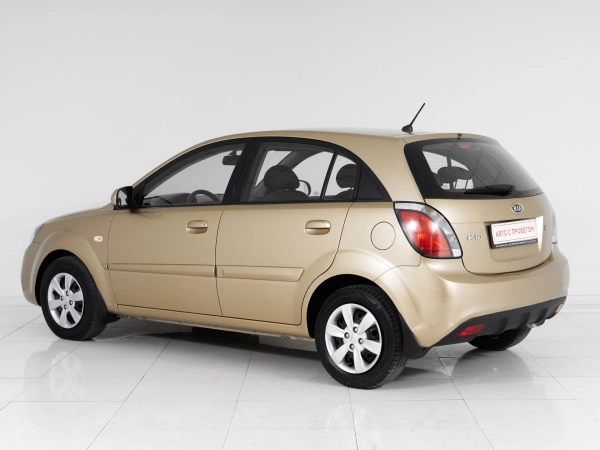 Kia Rio, II Рестайлинг фото №4