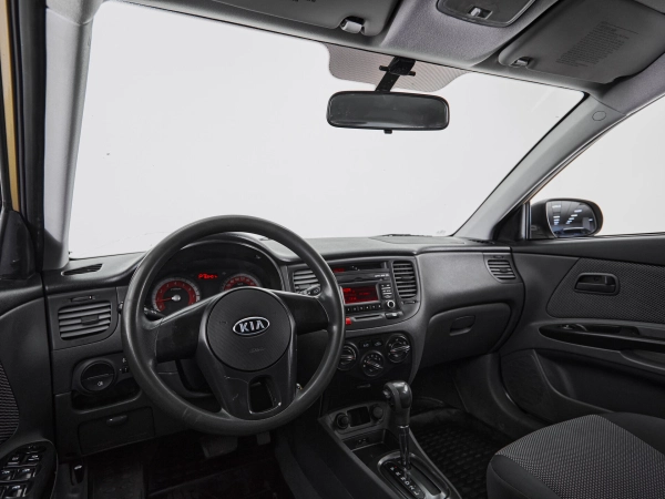 Kia Rio, II Рестайлинг фото №7