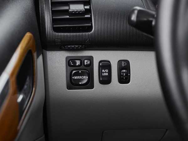 Mitsubishi Pajero Sport, II фото №11