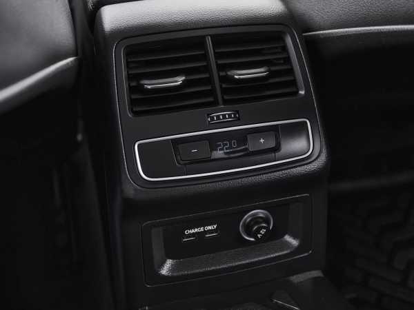Audi A4, V (B9) фото №25
