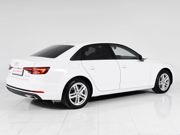 Audi A4, V (B9) фото №6