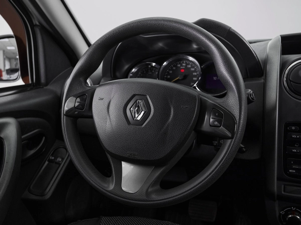 Renault Duster, I Рестайлинг фото №10