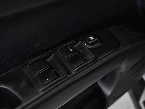 Mitsubishi L200, IV фото №12