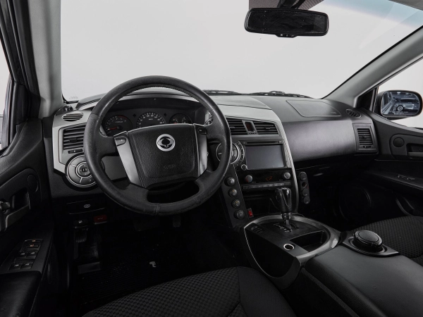 SsangYong Kyron, I Рестайлинг фото №7