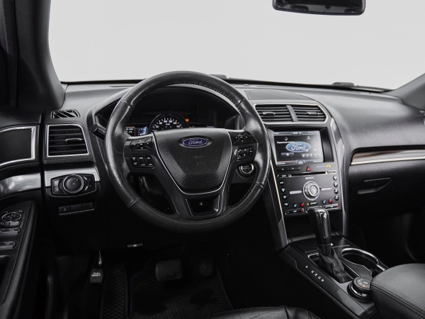 Ford Explorer, V Рестайлинг фото №7