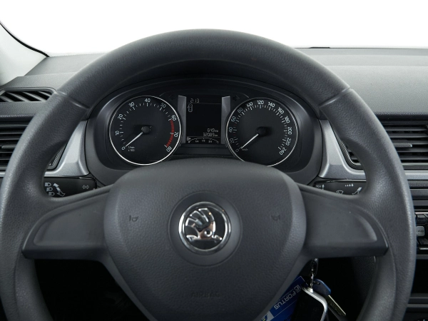 Skoda Rapid, I фото №10
