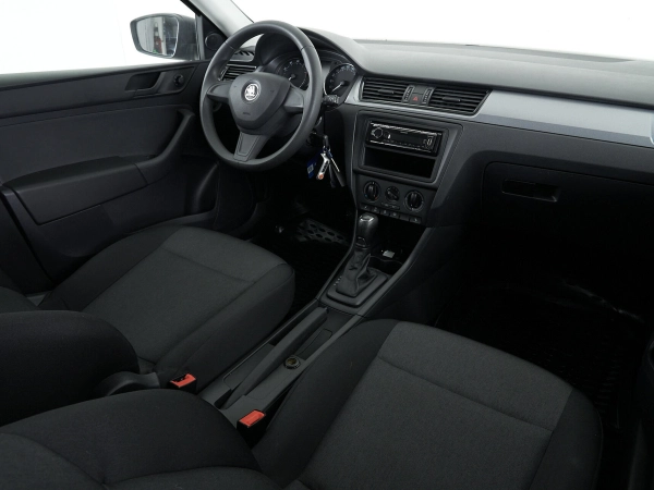 Skoda Rapid, I фото №9