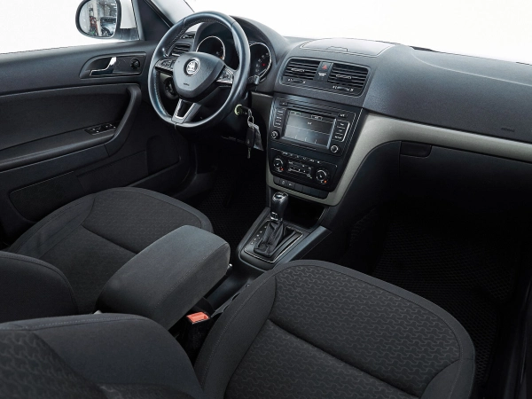 Skoda Yeti, I Рестайлинг фото №8