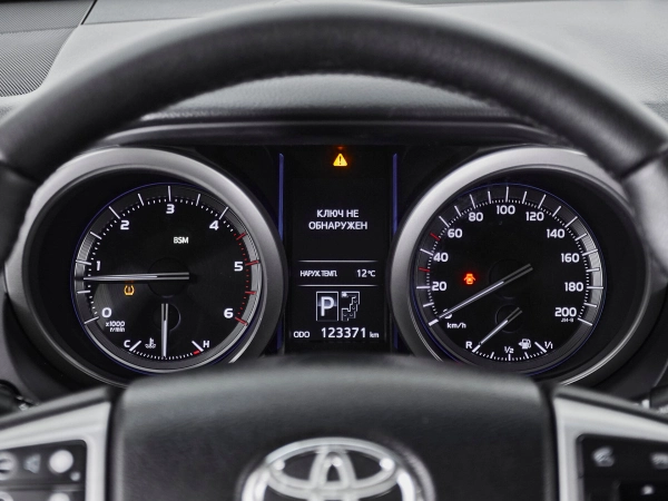 Toyota Land Cruiser Prado, 150 Series Рестайлинг 1 фото №11