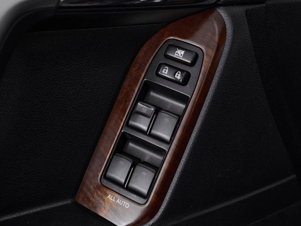 Toyota Land Cruiser Prado, 150 Series Рестайлинг 1 фото №15