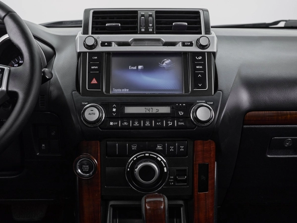 Toyota Land Cruiser Prado, 150 Series Рестайлинг 1 фото №17