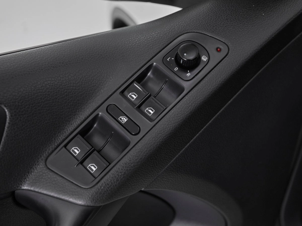 Volkswagen Tiguan, I фото №11