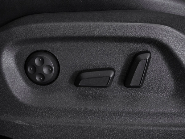 Volkswagen Tiguan, I фото №12