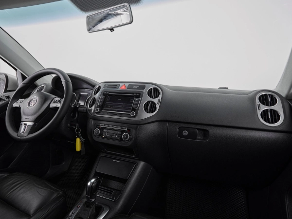 Volkswagen Tiguan, I фото №9