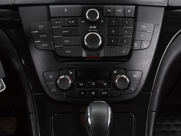 Opel Insignia, I фото №16