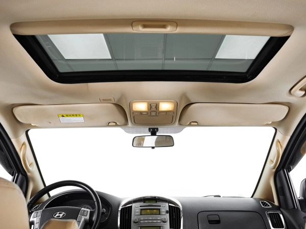 Hyundai Grand Starex, I фото №15