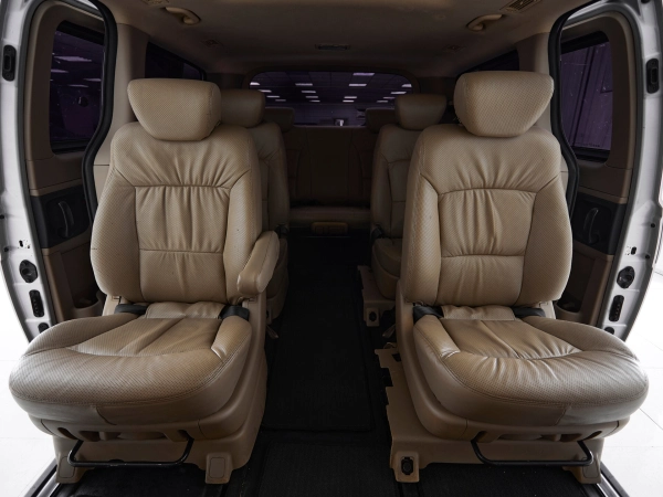 Hyundai Grand Starex, I фото №17