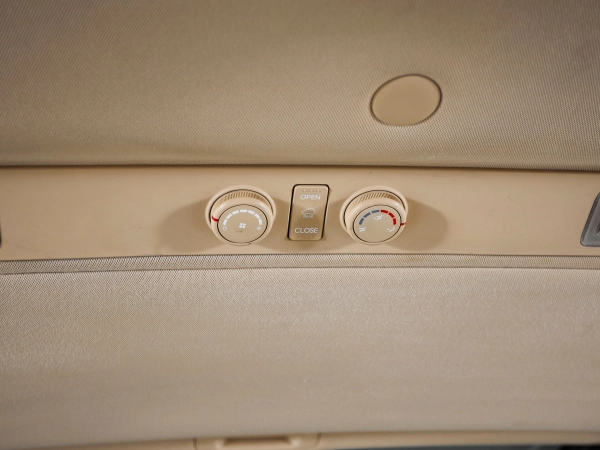 Hyundai Grand Starex, I фото №18