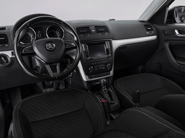 Skoda Yeti, I Рестайлинг фото №7