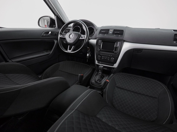 Skoda Yeti, I Рестайлинг фото №9