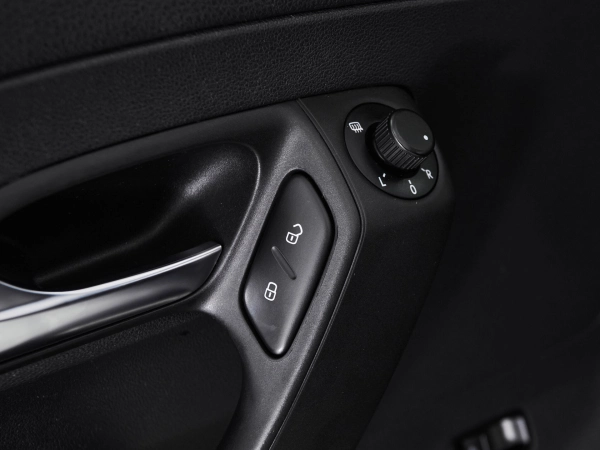 Volkswagen Polo, V Рестайлинг фото №13