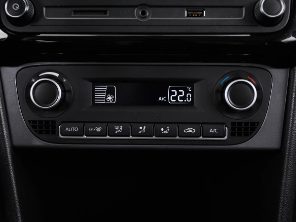 Volkswagen Polo, V Рестайлинг фото №17