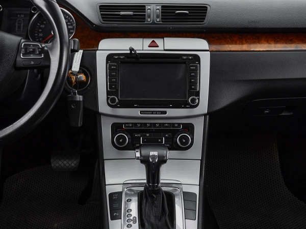 Volkswagen Passat, B6 фото №17