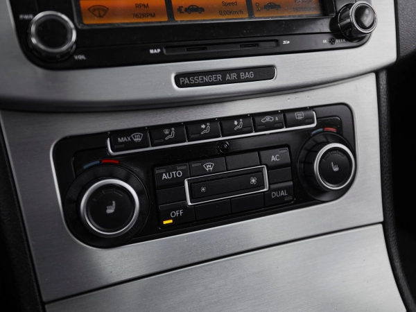 Volkswagen Passat, B6 фото №18