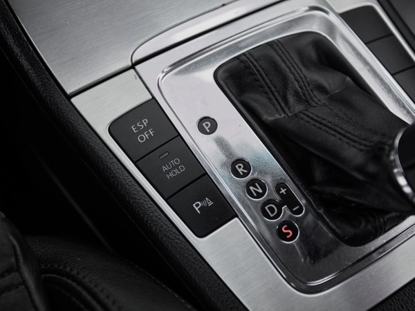 Volkswagen Passat, B6 фото №19
