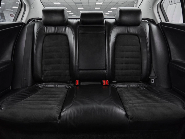 Volkswagen Passat, B6 фото №20