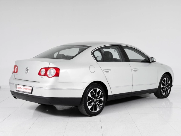 Volkswagen Passat, B6 фото №6