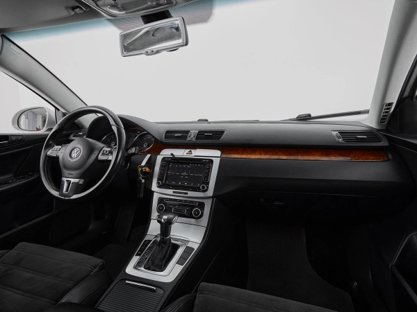 Volkswagen Passat, B6 фото №9