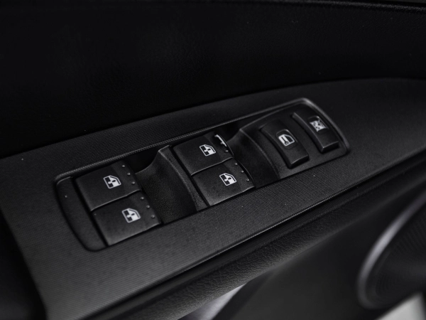 SsangYong Kyron, I Рестайлинг фото №12