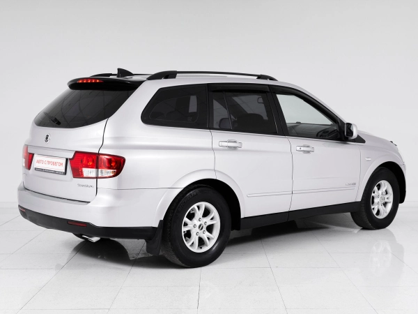 SsangYong Kyron, I Рестайлинг фото №6