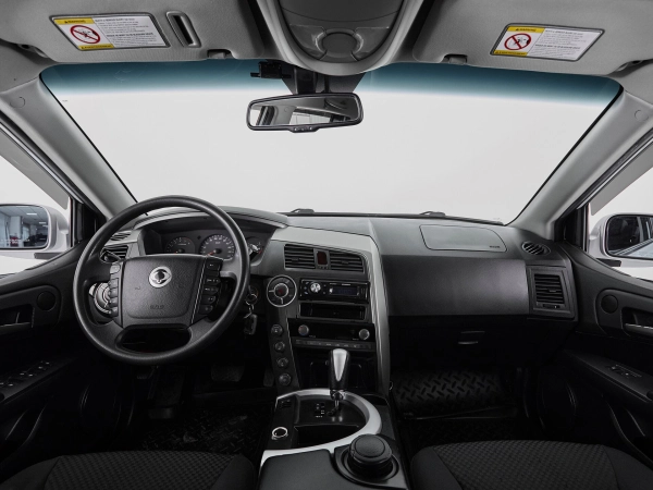 SsangYong Kyron, I Рестайлинг фото №8