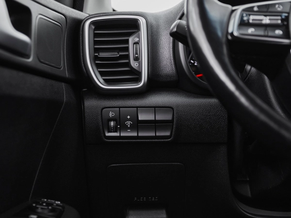 Kia Sportage, IV Рестайлинг фото №12