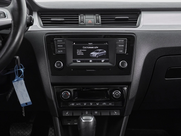 Skoda Rapid, I фото №14