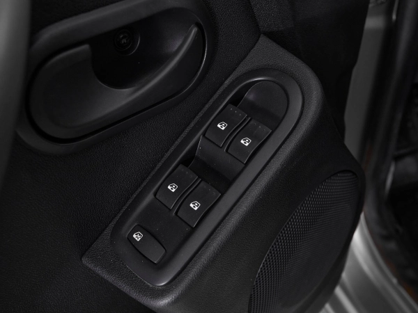 Renault Duster, I фото №11