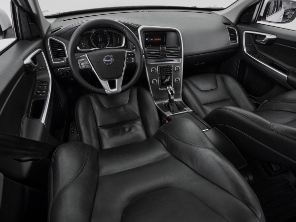 Volvo XC60, I Рестайлинг фото №7