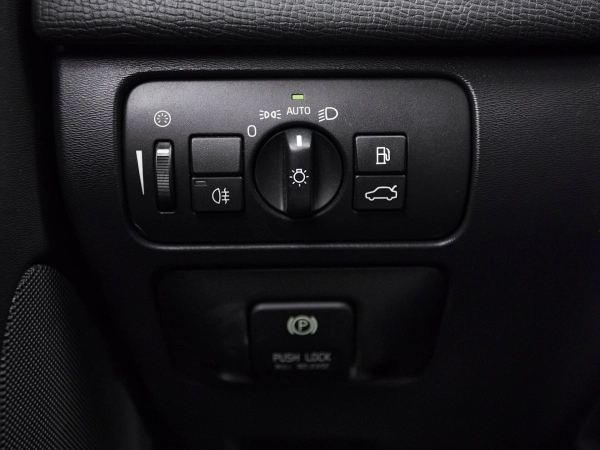 Volvo XC60, I фото №17